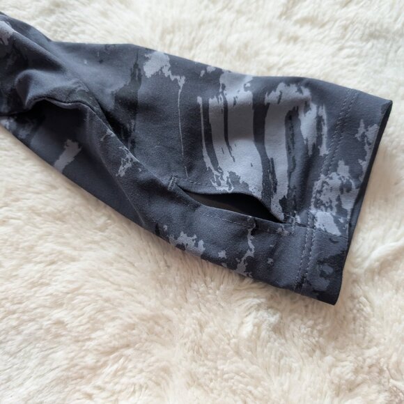 Mountain Hardware Gray Camouflage Hoodie - Picture 6 of 10